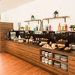 מלון - The Niu, Saddle By Ihg