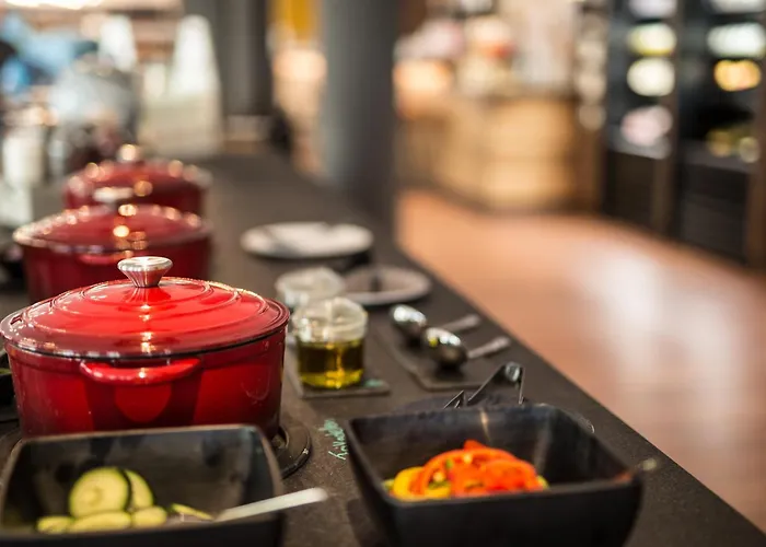 - The Niu, Saddle By Ihg Hotel