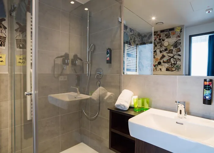 - The Niu, Saddle By Ihg Hotel Fürth