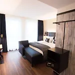 Szálloda - The Niu, Saddle By Ihg Fürth