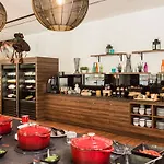 - The Niu, Saddle By Ihg 3* Fürth