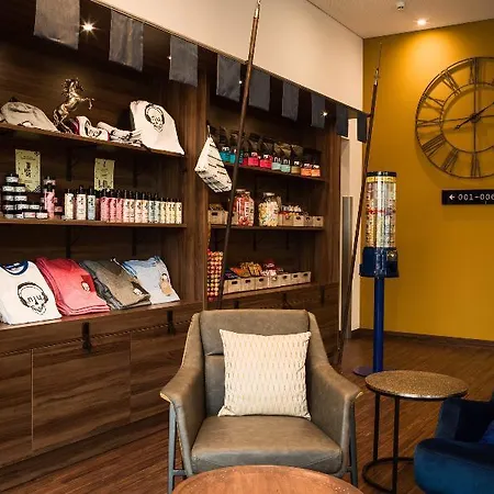 努伊萨德酒店